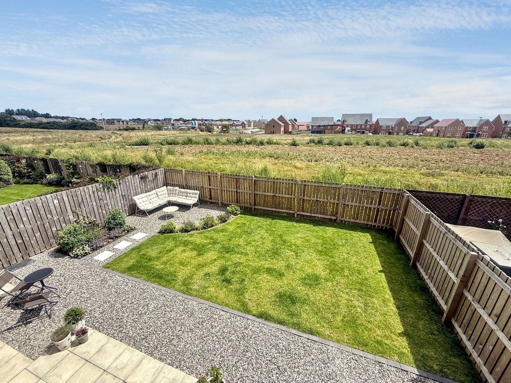 Property photo 3 of 22