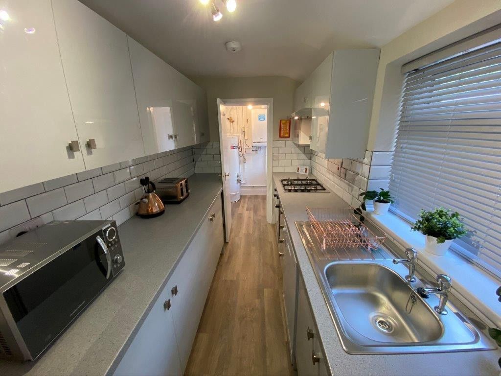 Property photo 2 of 31 (Main)