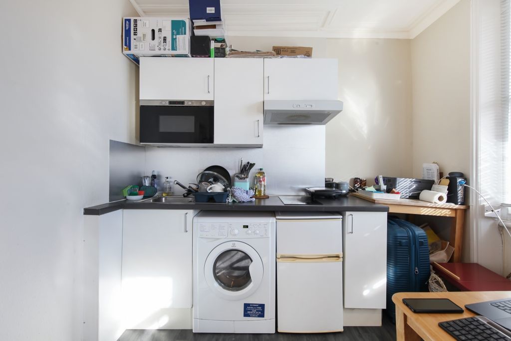Property photo 3 of 7