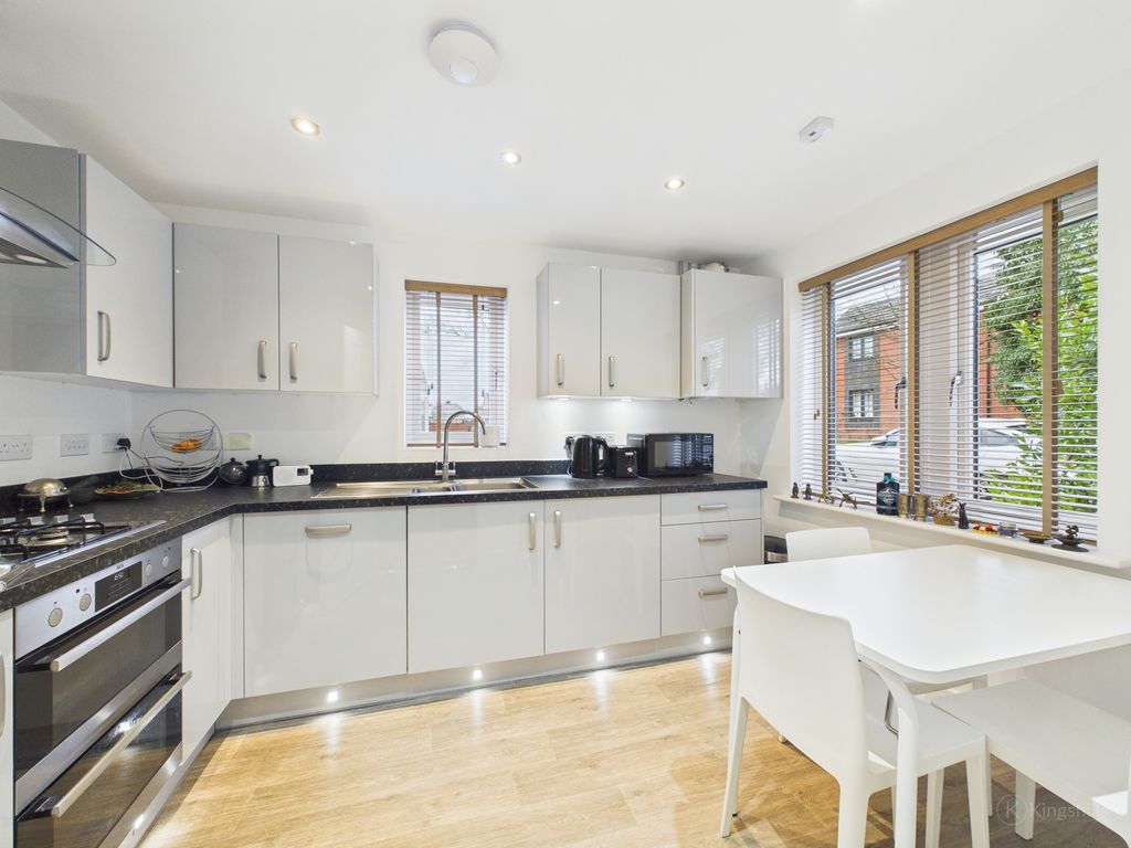 Property photo 3 of 14 Kitchen/ Breakfast Room