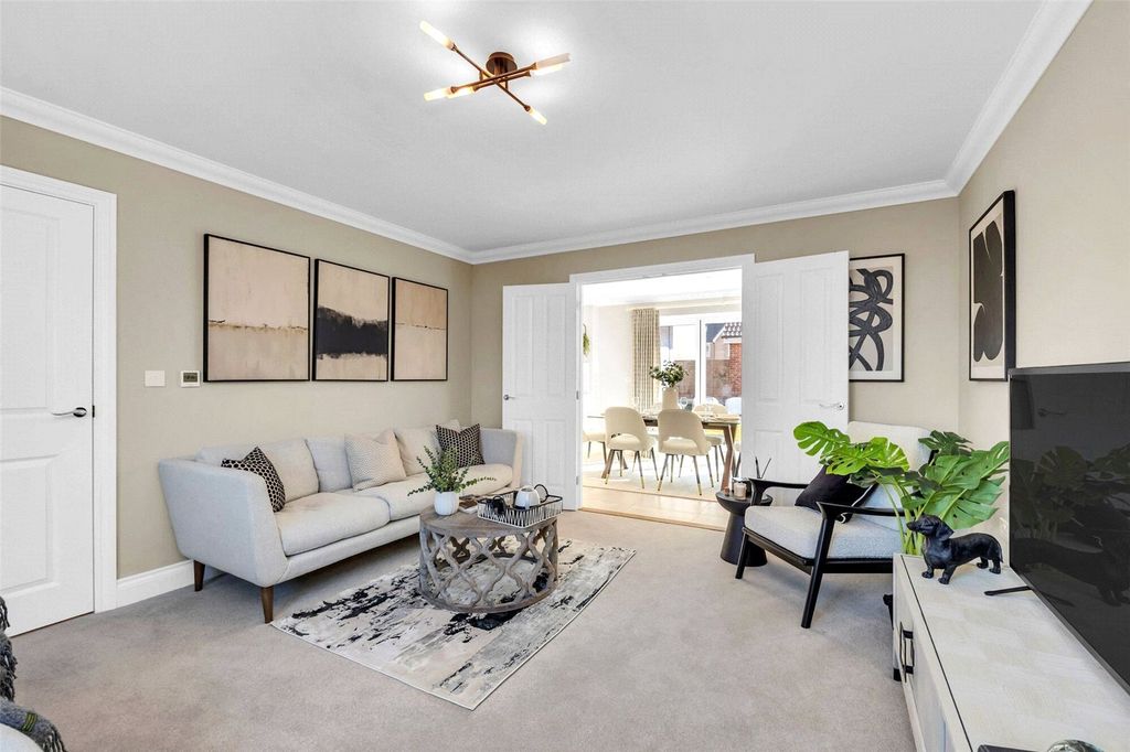 Property photo 3 of 15 Picture No. 11