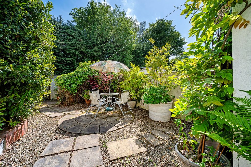 Property photo 2 of 26 Photo 2