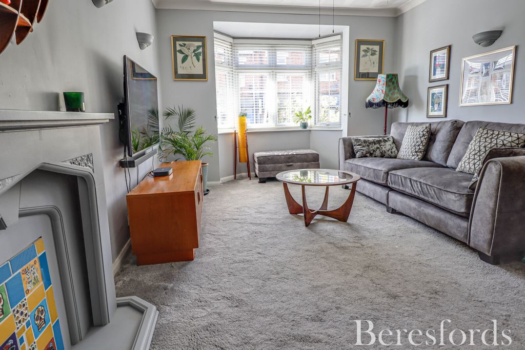 Property photo 3 of 28 Picture No. 43