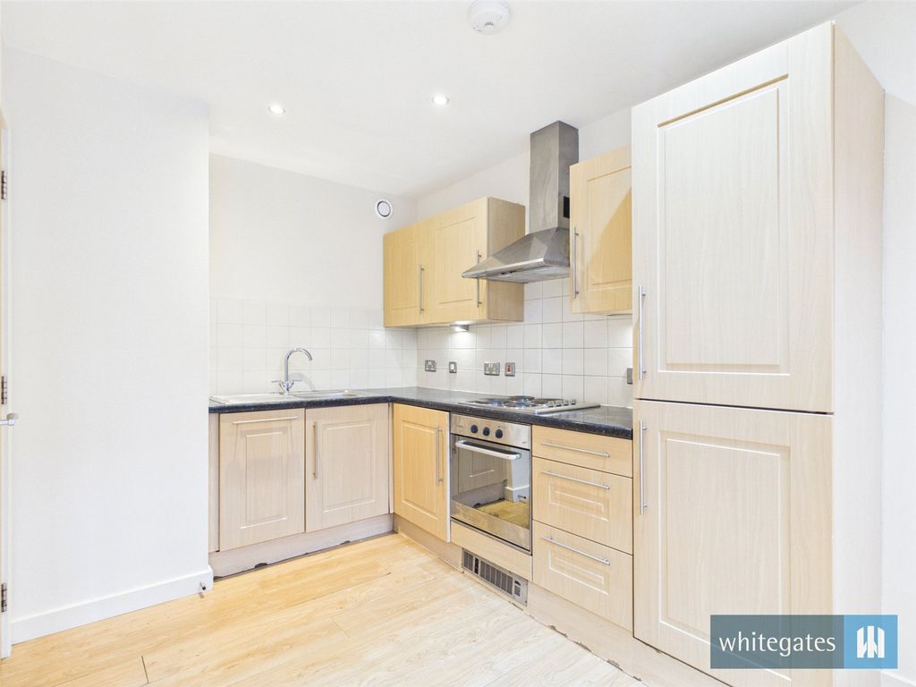 Property photo 3 of 7 Picture No. 12