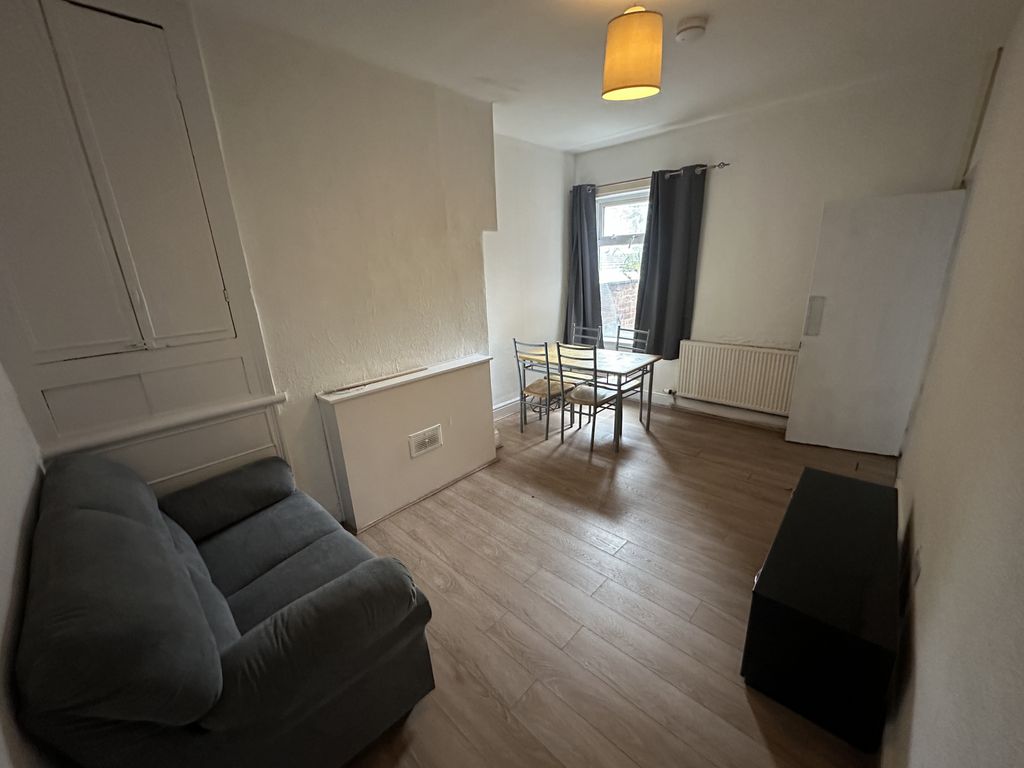 Property photo 2 of 10 Gallery