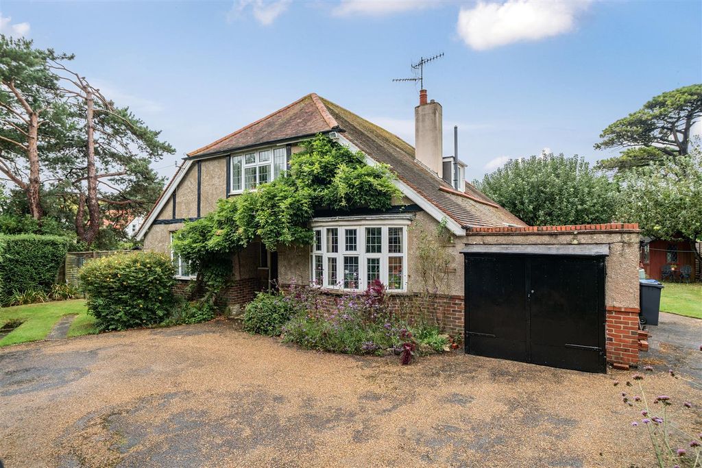 Property photo 1 of 20 For Sale By Aspire Residential - The Glen