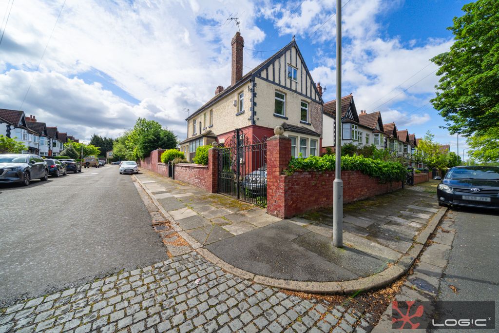 Property photo 1 of 63