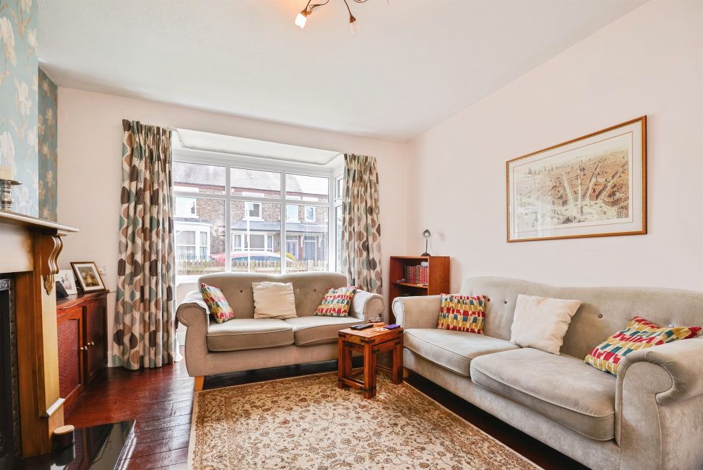 Property photo 3 of 18