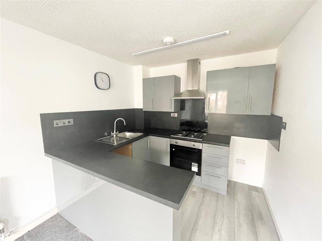 Property photo 3 of 8 Img_0170.Jpeg