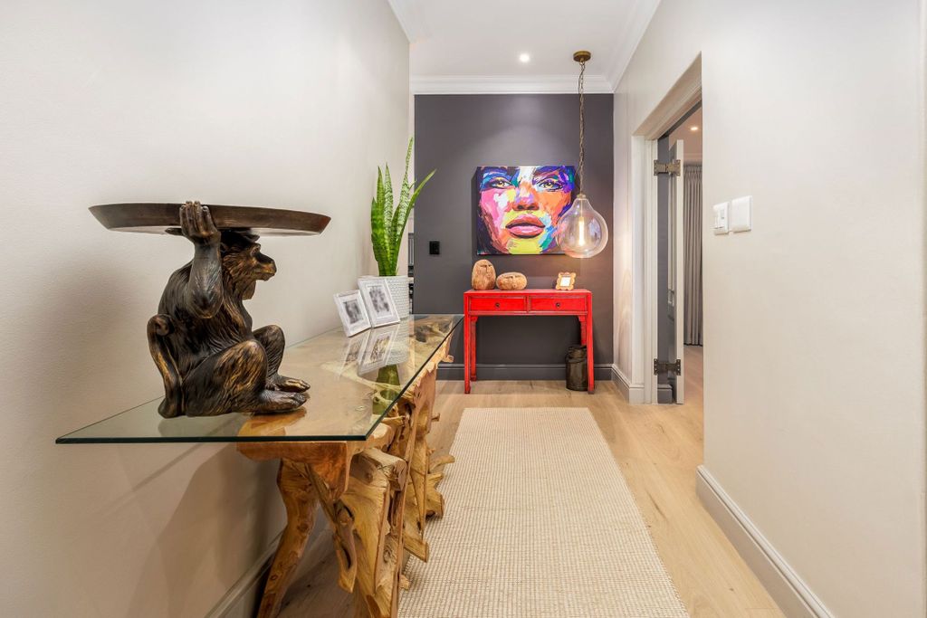 Property photo 2 of 42 Dbv1744121