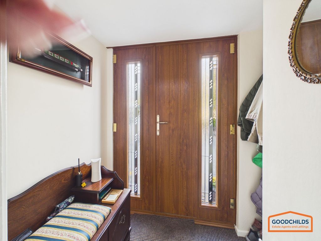 Property photo 2 of 26