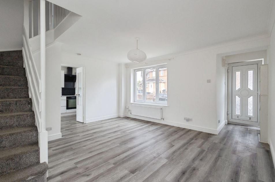 Property photo 3 of 16 3.Jpg