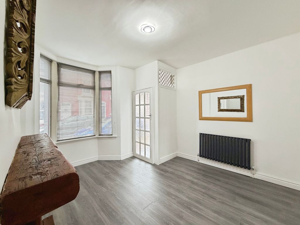 Property photo 2 of 13 3