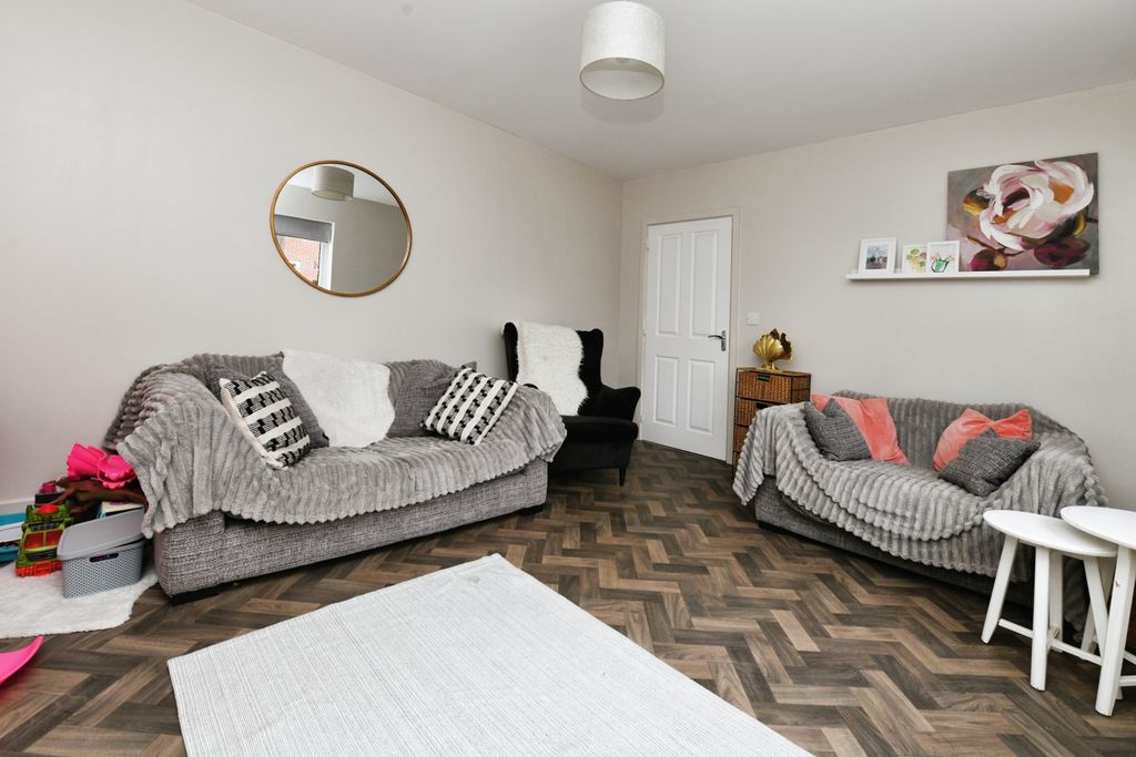 Property photo 2 of 14 Photography