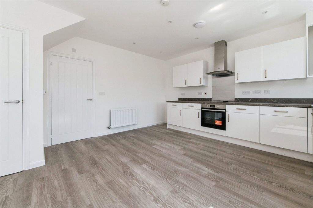 Property photo 3 of 17 Picture No. 22