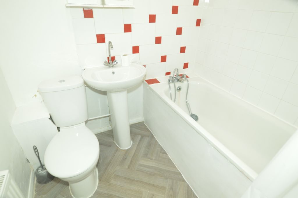 Property photo 3 of 6 Dsc_0344