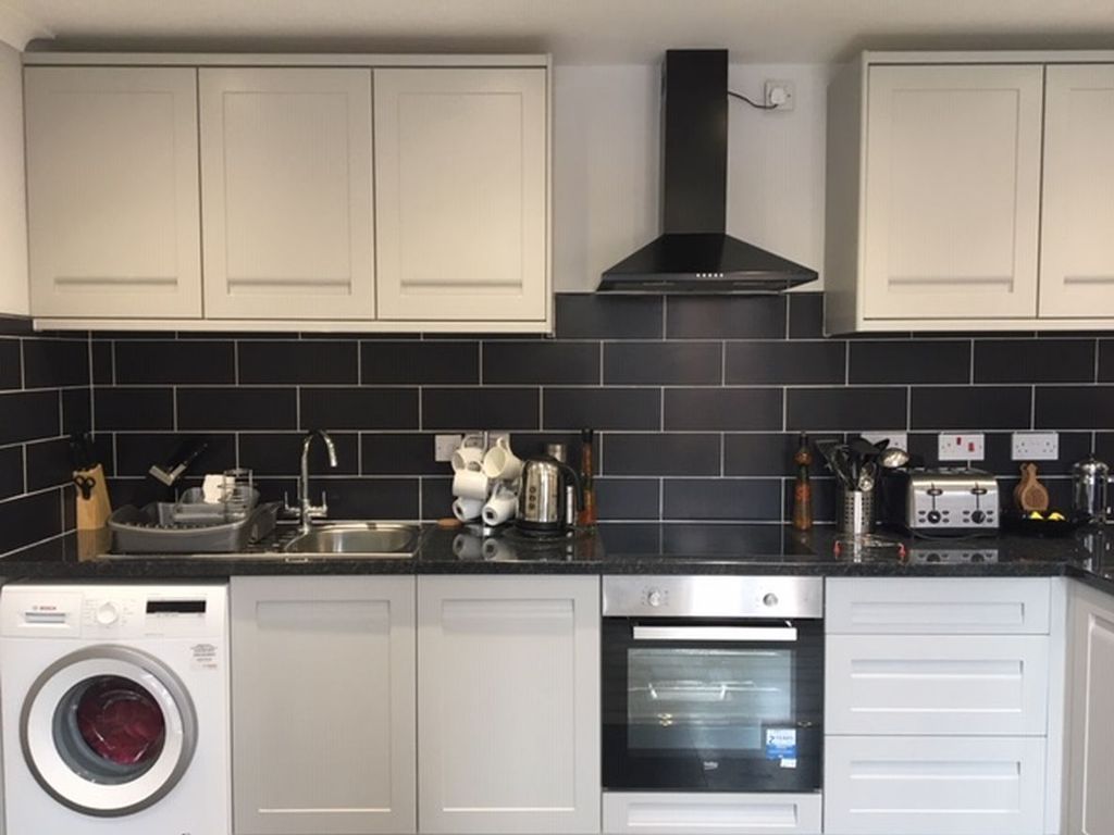 Property photo 3 of 40