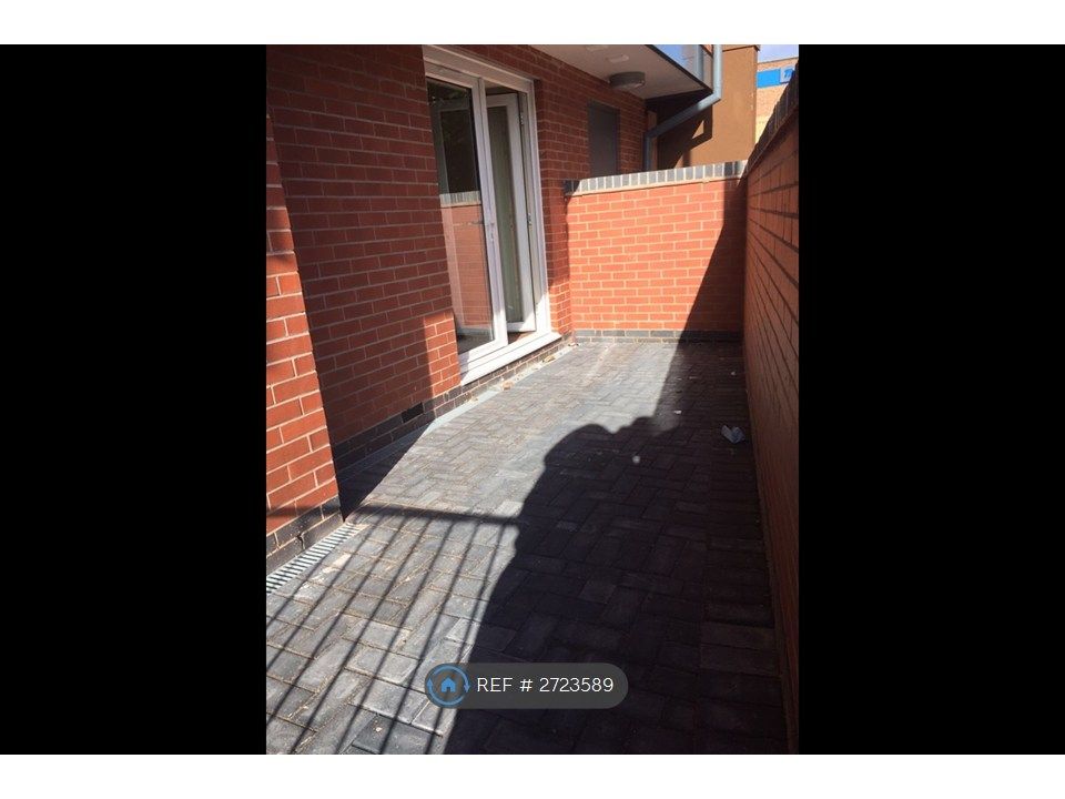 Property photo 3 of 18