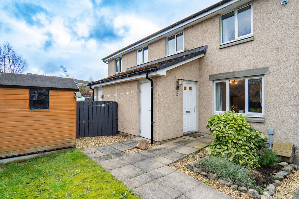 Property photo 1 of 30