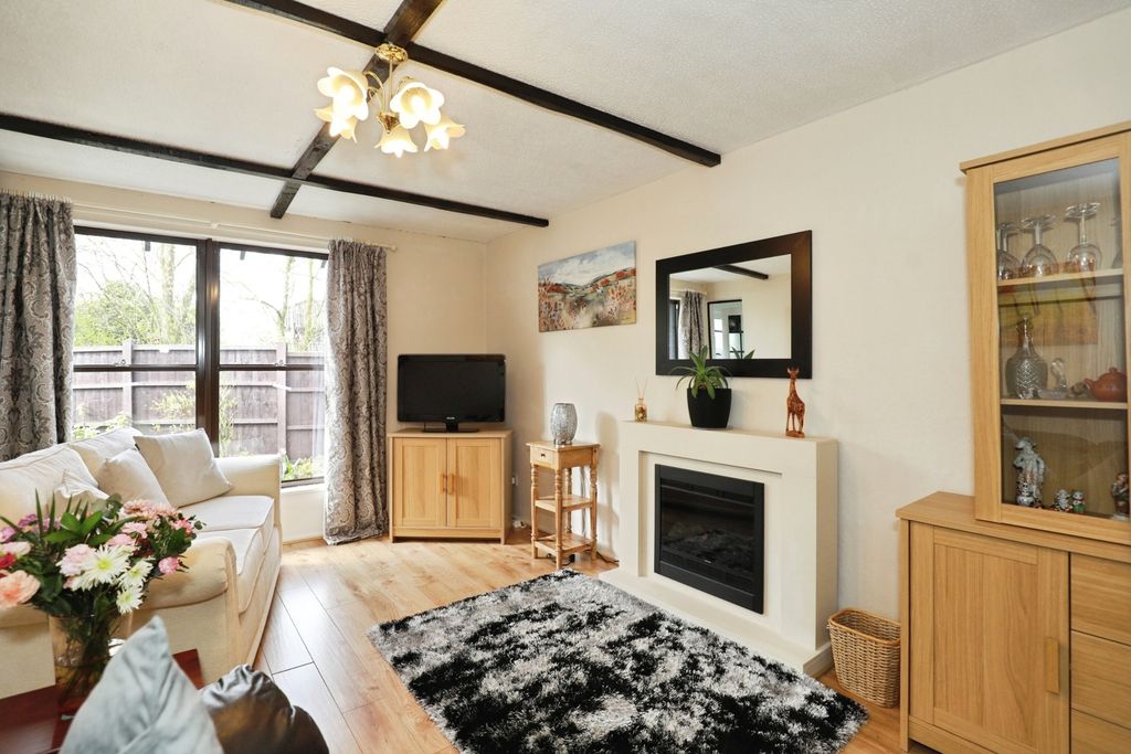 Property photo 2 of 20 Pbox-Img.Jpg