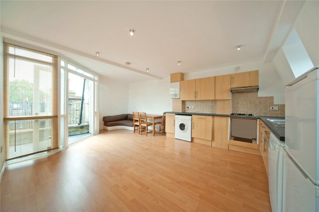 Property photo 1 of 3 Picture No. 02