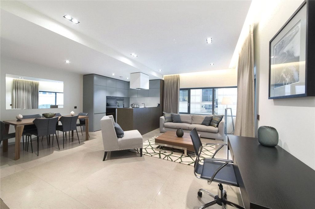 Property photo 1 of 3 Picture No. 07