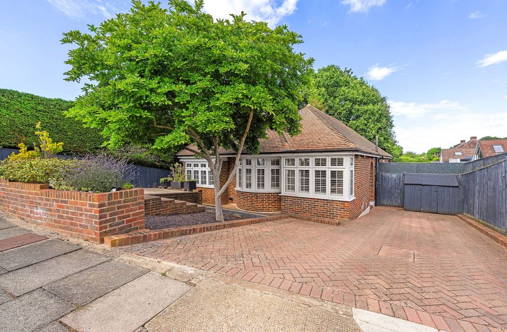 Property photo 1 of 14