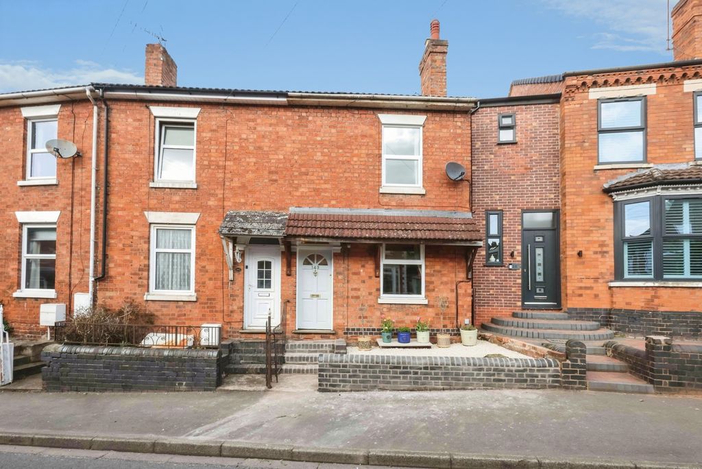 Property photo 1 of 18 Front