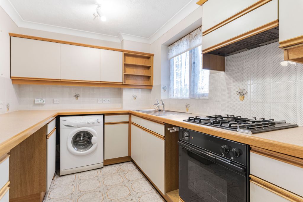 Property photo 3 of 15