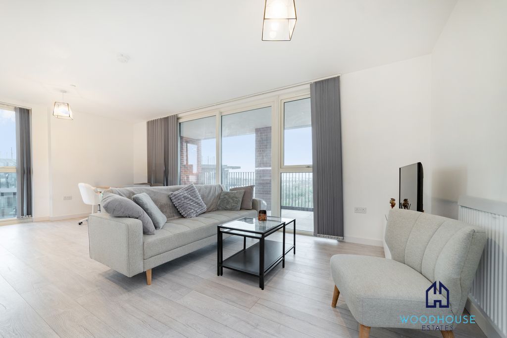 Property photo 3 of 7