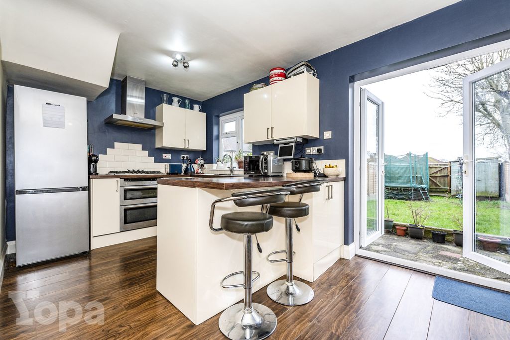 Property photo 2 of 19 Photo #2