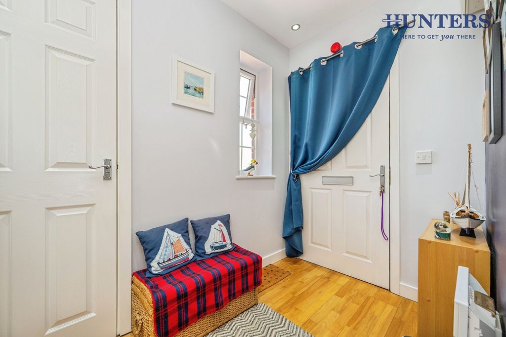 Property photo 3 of 23 Pbox-Img.Jpg