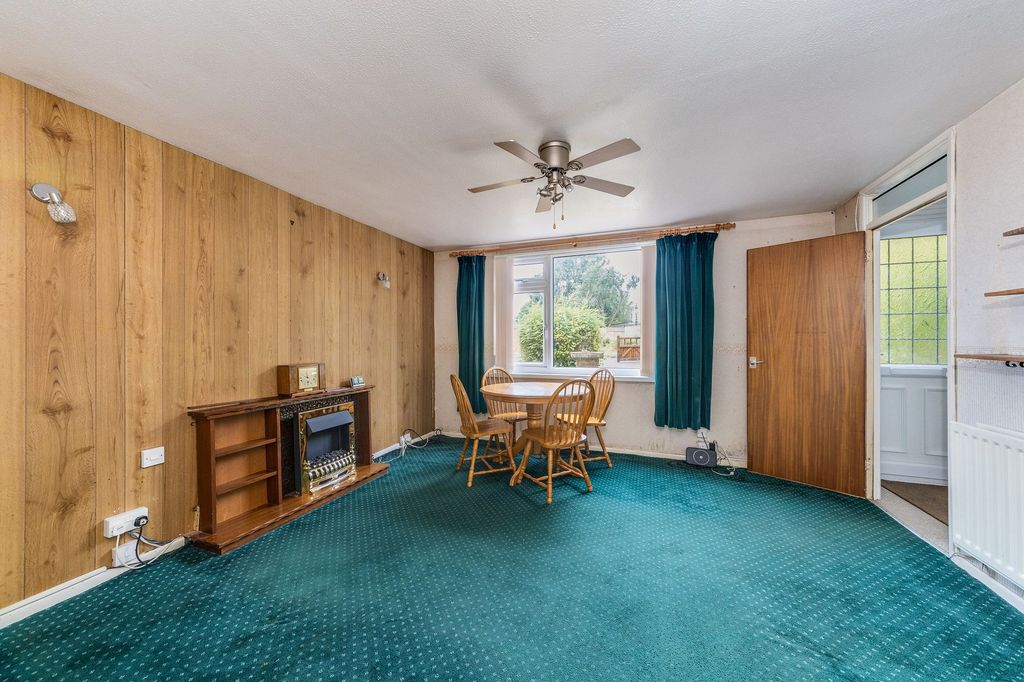 Property photo 3 of 22