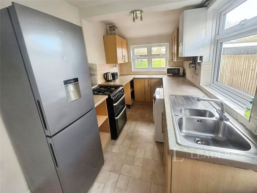 Property photo 2 of 8 Picture No. 04