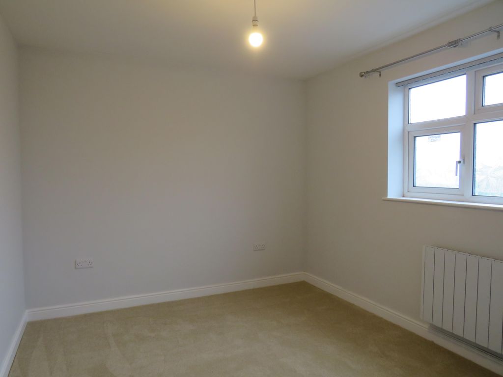 Property photo 3 of 6 Image