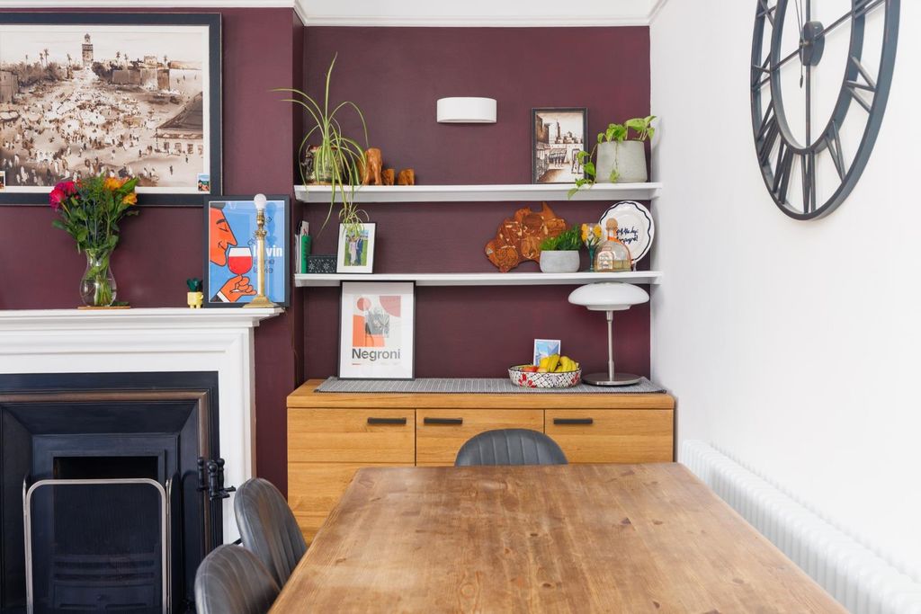 Property photo 1 of 16 Flat 3 26-28 Church Lane--12.Jpg