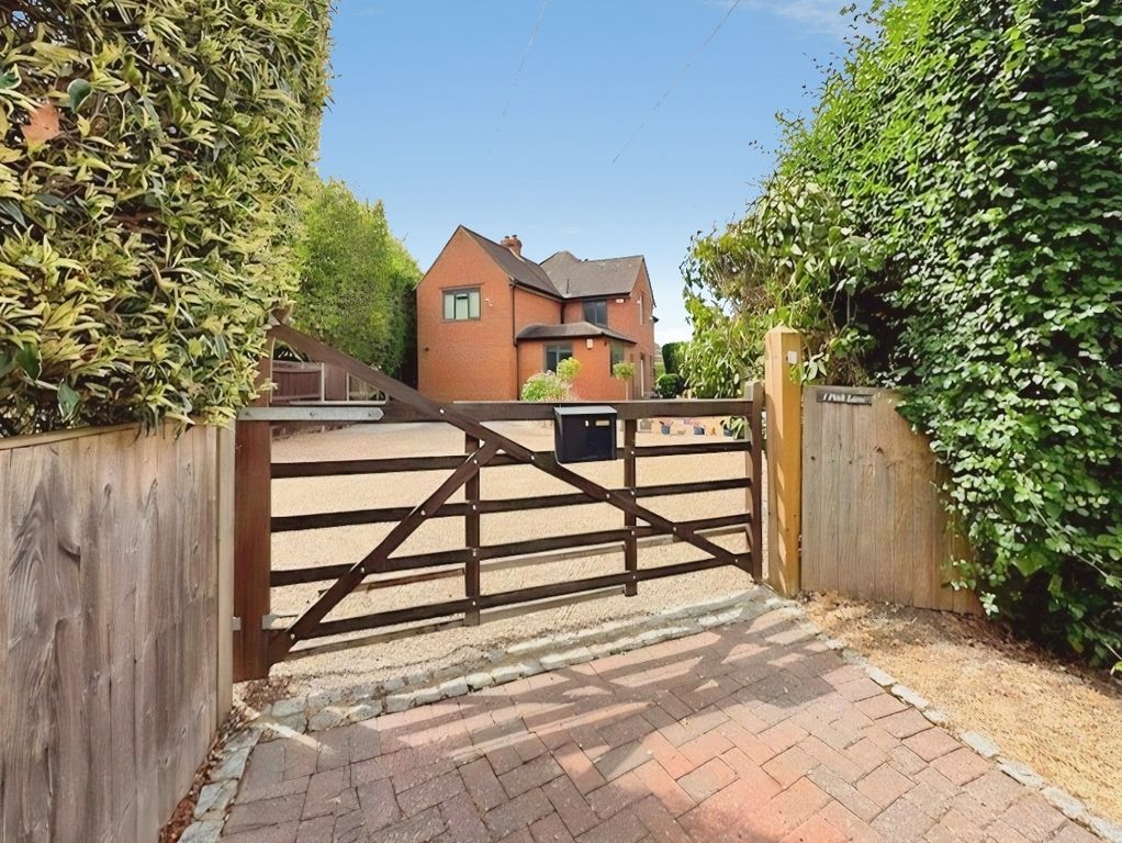 Property photo 2 of 20 Pbox-Img.Jpg