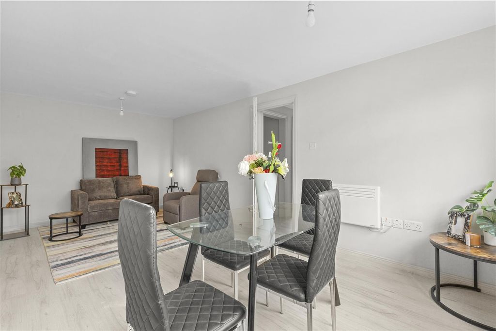 Property photo 3 of 5 Reception Room