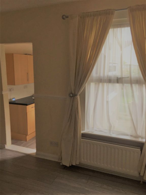 Property photo 2 of 3