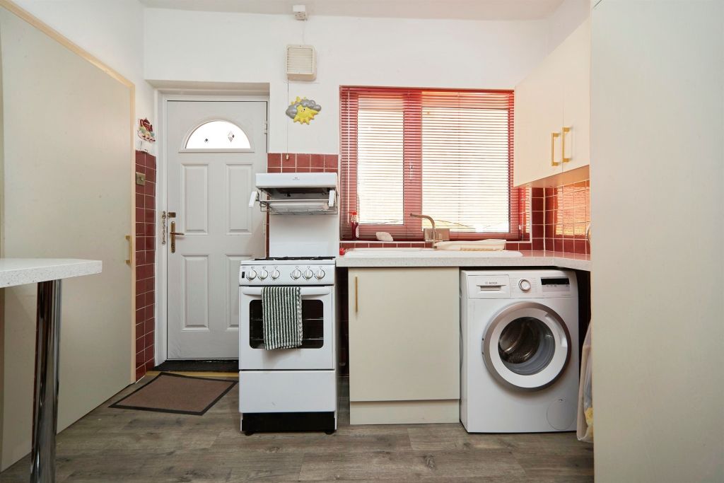 Property photo 3 of 14