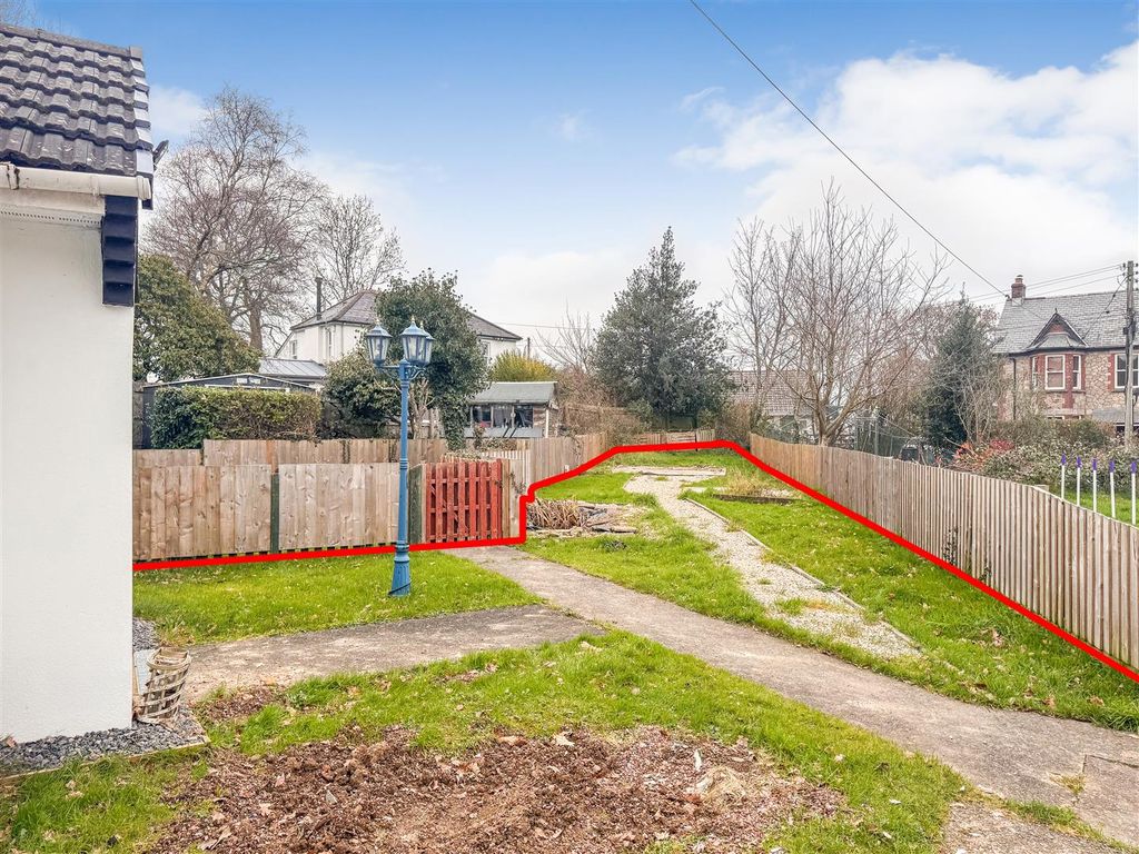 Property photo 2 of 17 25 Queens Hayes, Willey Lane Sticklepath, Okehampt