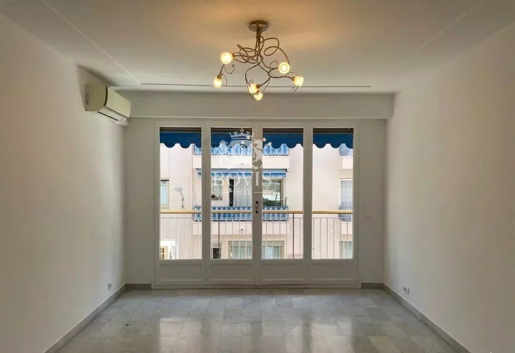 Property photo 1 of 7 Sale - 2 Rooms Crossing Appartement - Beaulieu Sur Mer