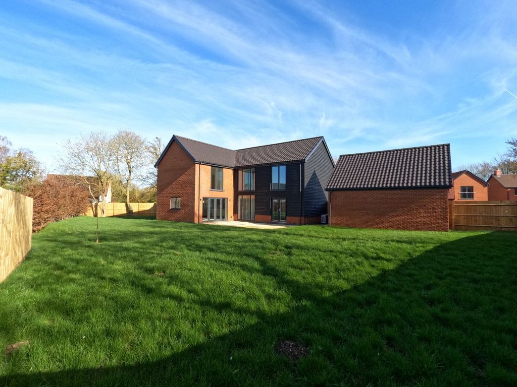 Property photo 3 of 5