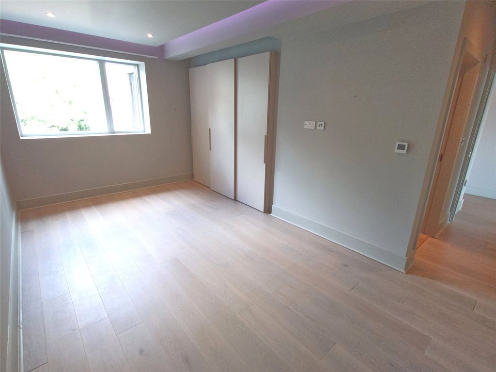 Additional image 11 of 2 bed flat for saleThe Hideaway, Tremorvah Barton, Truro, Cornwall TR1