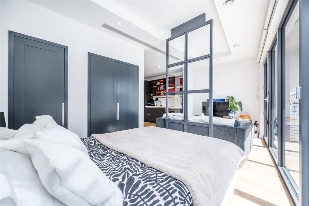 Property photo 2 of 12 4647882