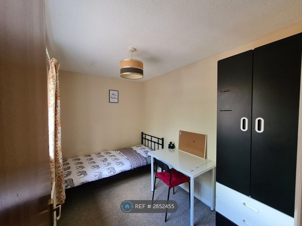 Property photo 2 of 7 Single Room