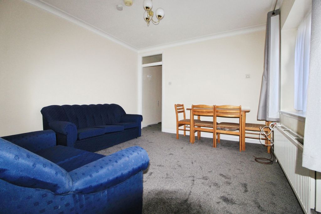 Property photo 3 of 12 Gallery