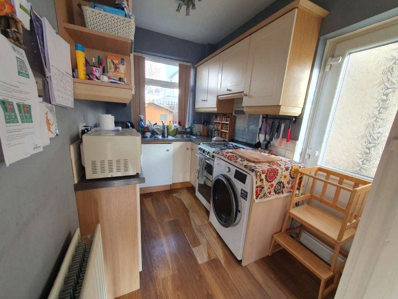 Property photo 2 of 16 Kitchen