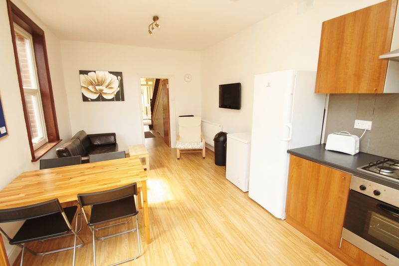 Property photo 3 of 15 Photo 29