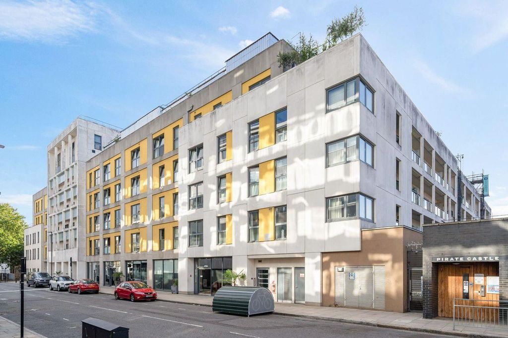 Property photo 1 of 14